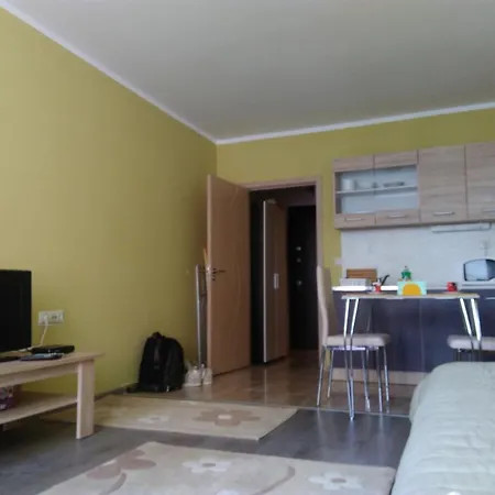 Vancesi Homestay Проживание в семье Поморие